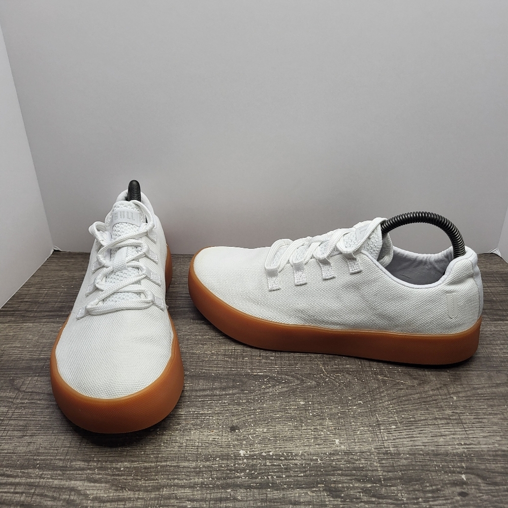 NOBULL Canvas Trainer Sneakers White Gum Sole Men's 8 / Women's 9.5